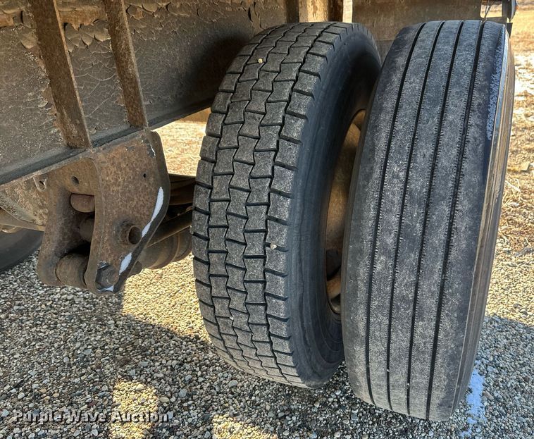 image for item DN0942 2004 Wabash  DVDBHPC dry van trailer