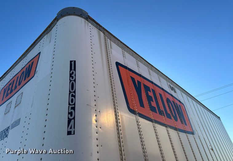 image for item DN0943 2008 Wabash dry van trailer