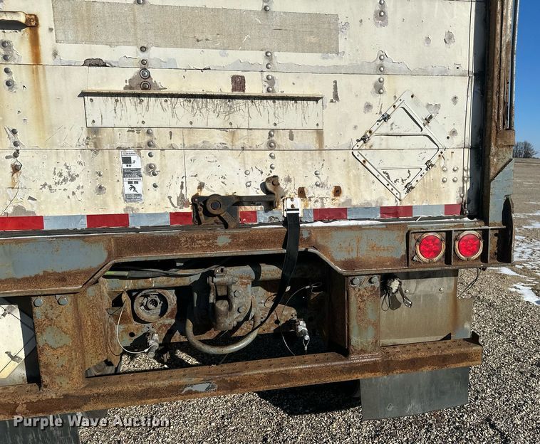 image for item DN0943 2008 Wabash dry van trailer