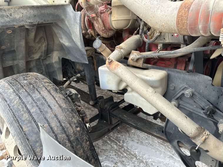 image for item DN0951 2015 International  ProStar 122 semi truck