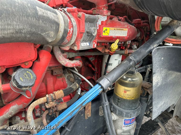 image for item DN0951 2015 International  ProStar 122 semi truck