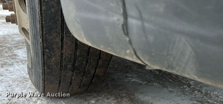 image for item DN0951 2015 International  ProStar 122 semi truck