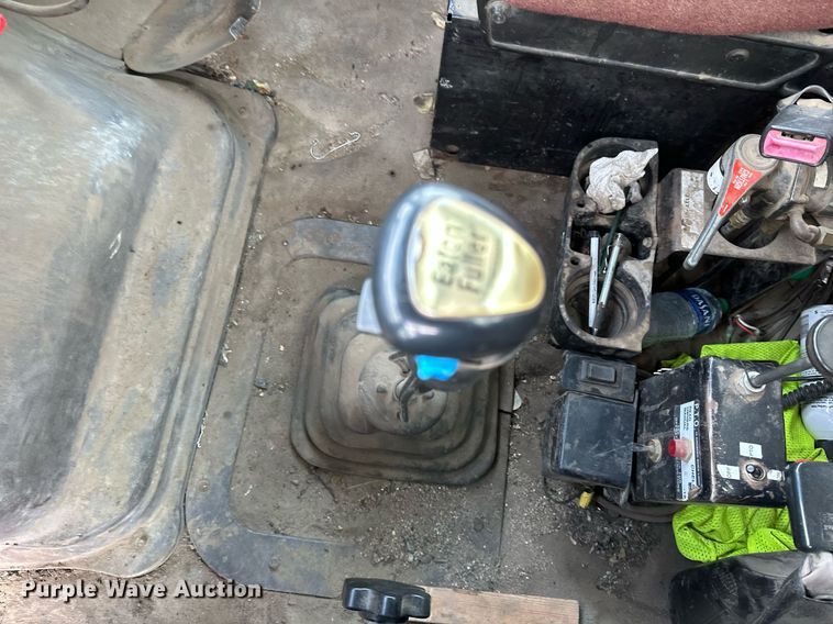 image for item DN0954 2000 Sterling  L9522 semi truck