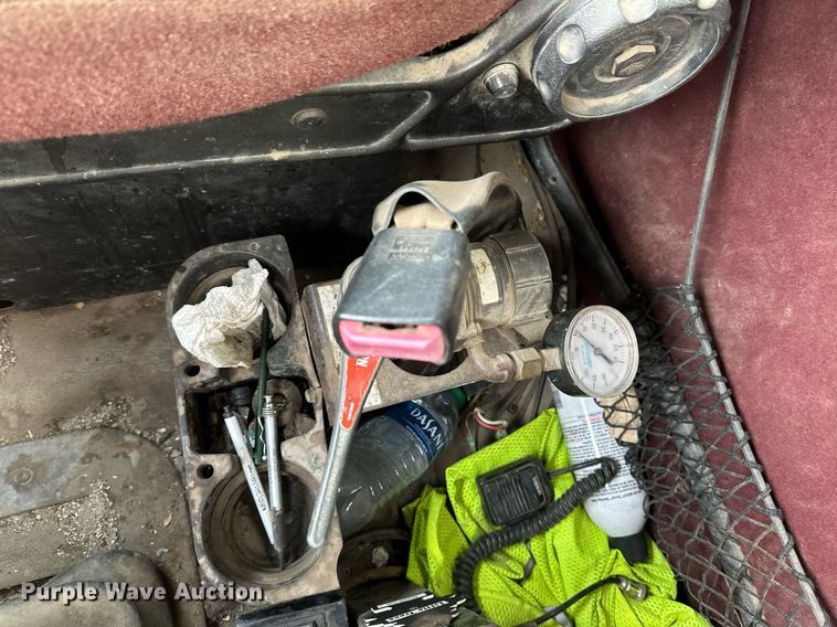 image for item DN0954 2000 Sterling  L9522 semi truck