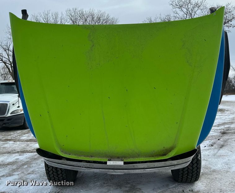 image for item DN0954 2000 Sterling  L9522 semi truck