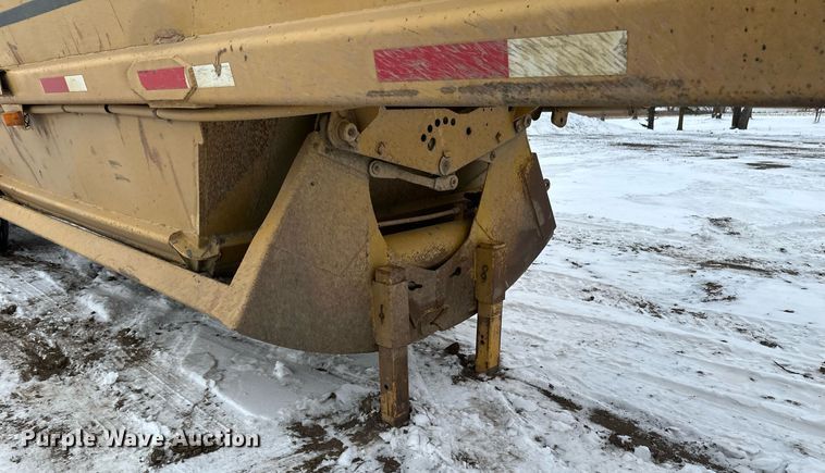 image for item DN0957 1983 Load King 1827 bottom dump trailer