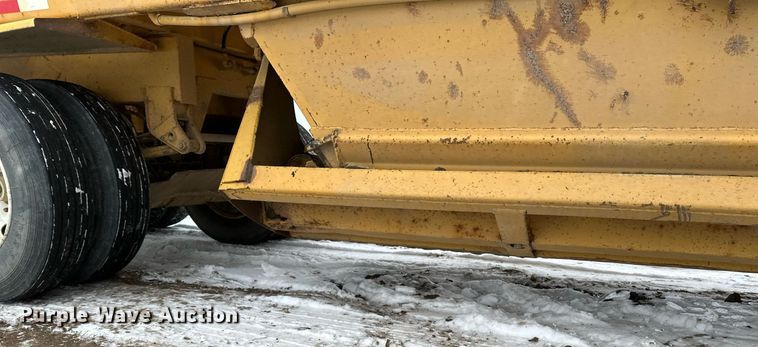 image for item DN0957 1983 Load King 1827 bottom dump trailer