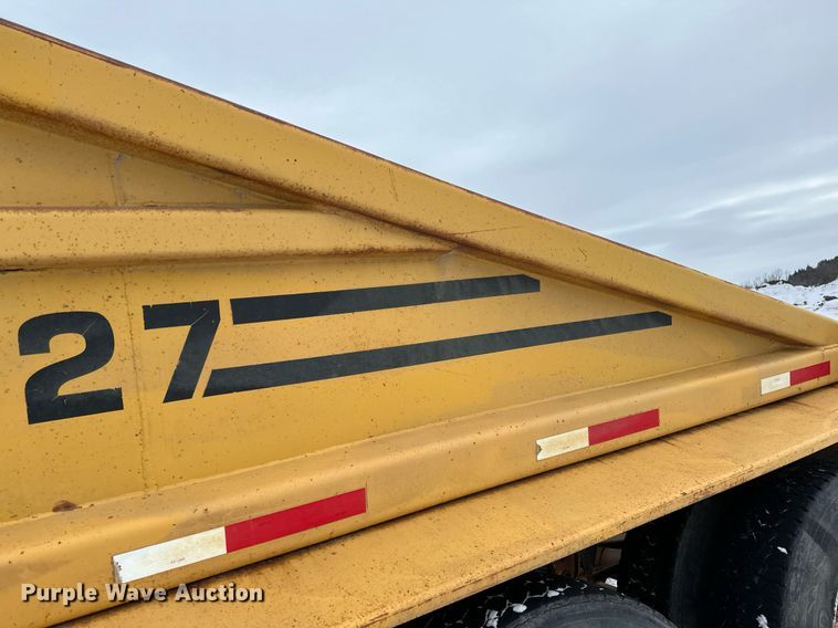 image for item DN0957 1983 Load King 1827 bottom dump trailer