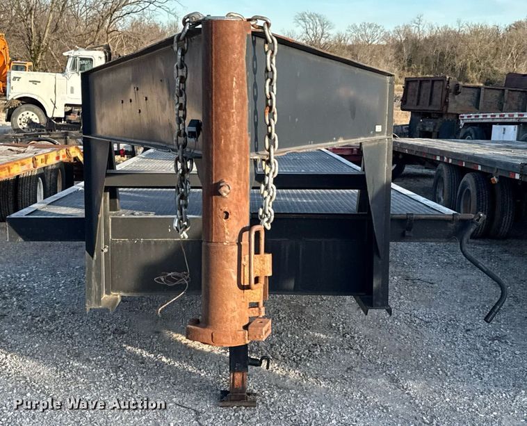 image for item DO0057 1971 Holden flatbed trailer