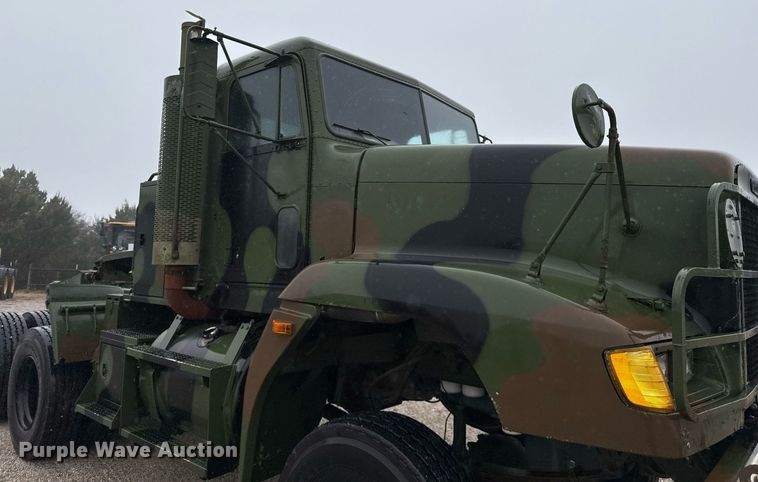 image for item DO2653 1992 Freightliner M916A1 winch truck