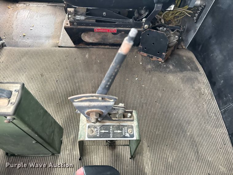 image for item DO2653 1992 Freightliner M916A1 winch truck