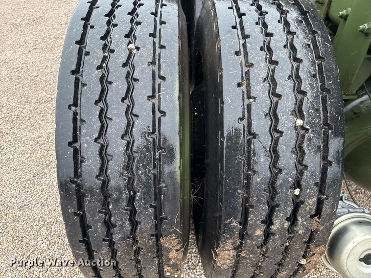 image for item DO2653 1992 Freightliner M916A1 winch truck