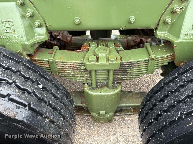 image for item DO2653 1992 Freightliner M916A1 winch truck