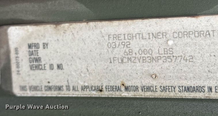 image for item DO2653 1992 Freightliner M916A1 winch truck
