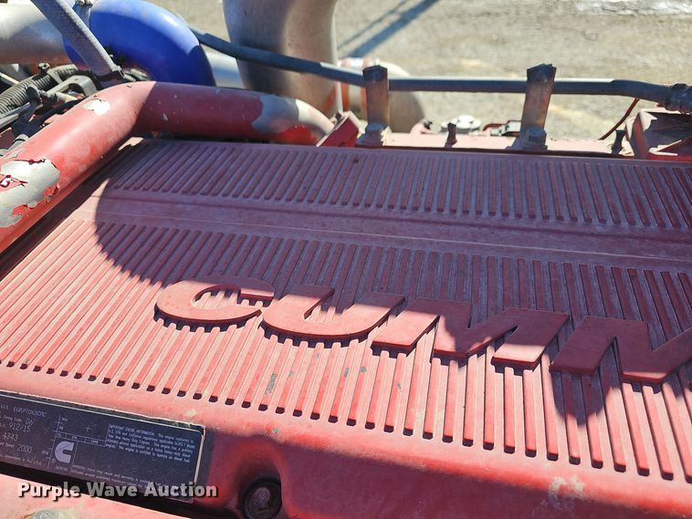 image for item DO7742 2018 Peterbilt 389 semi truck