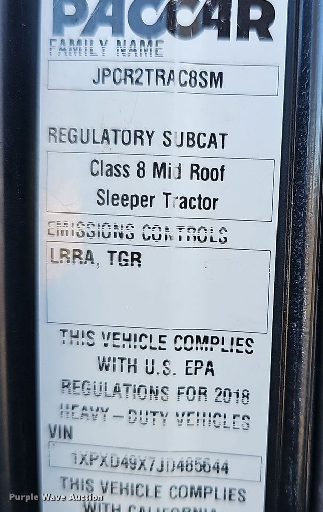 image for item DO7742 2018 Peterbilt 389 semi truck