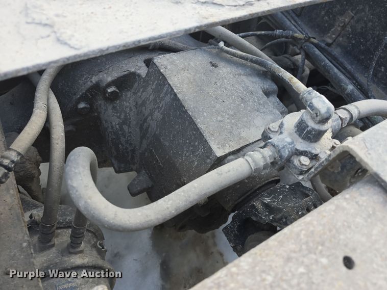 image for item DO7743 2003 International Eagle 9900i semi truck