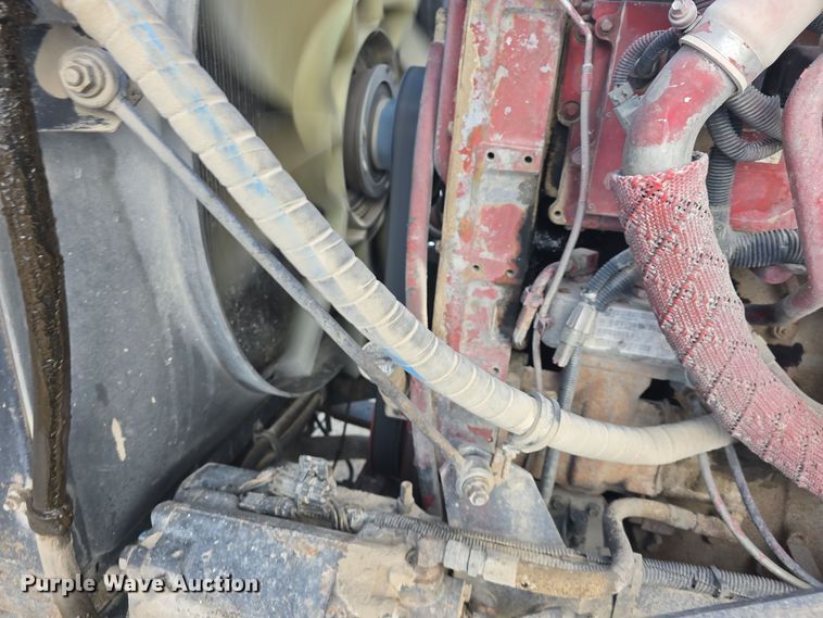 image for item DO7743 2003 International Eagle 9900i semi truck