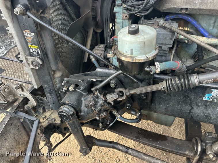 image for item DP6109 2011 Peterbilt 386 semi truck