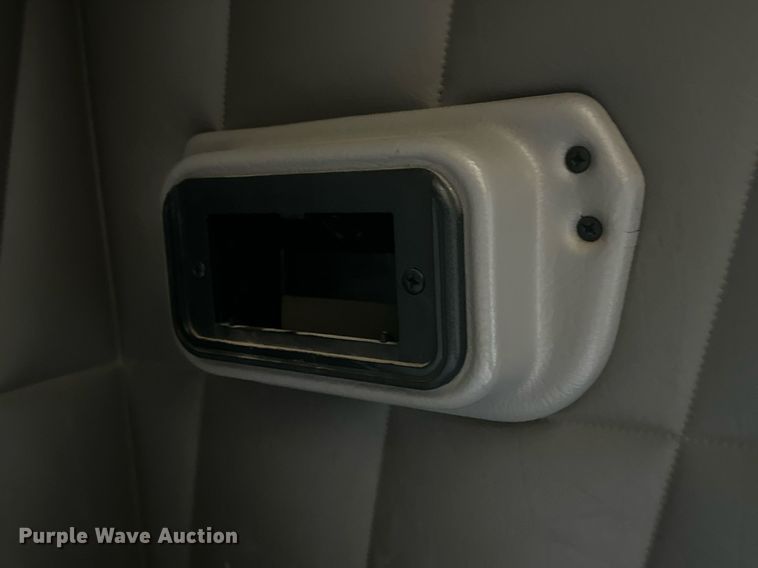 image for item DP6111 2006 Peterbilt 379 semi truck