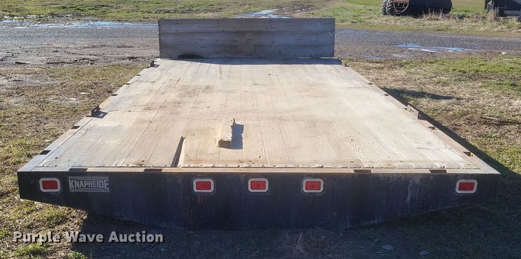 image for item DS5201 Knapheide flatbed