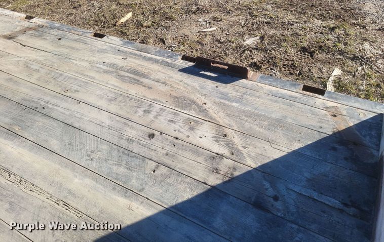 image for item DS5201 Knapheide flatbed