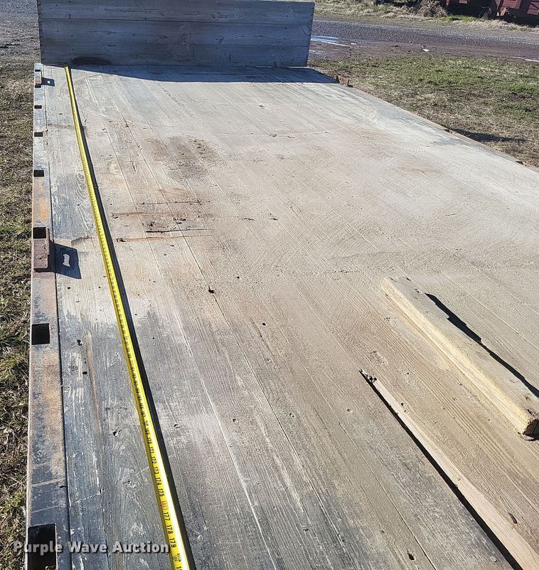 image for item DS5201 Knapheide flatbed