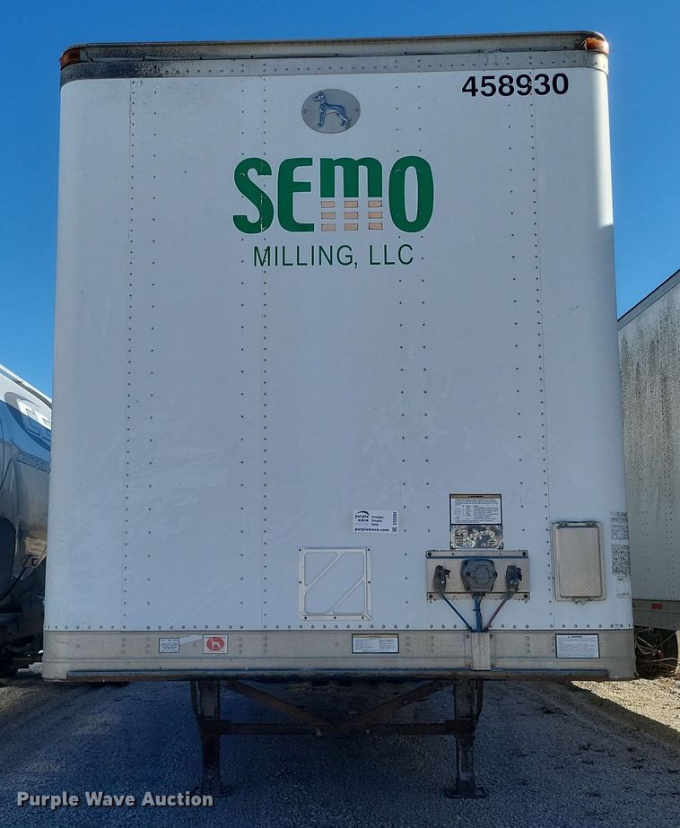 image for item DS5204 2005 Great Dane 7411T-SSLA dry van trailer