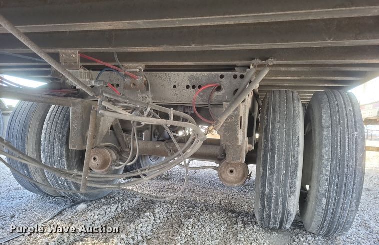 image for item DS5204 2005 Great Dane 7411T-SSLA dry van trailer