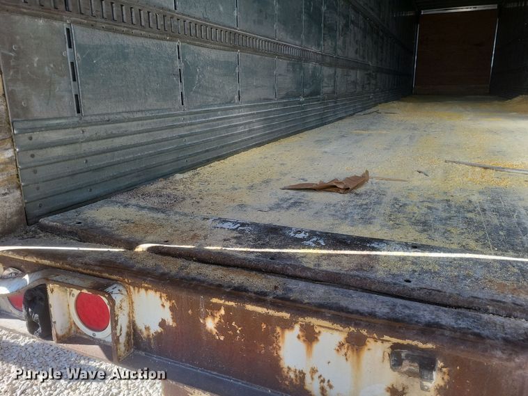 image for item DS5204 2005 Great Dane 7411T-SSLA dry van trailer