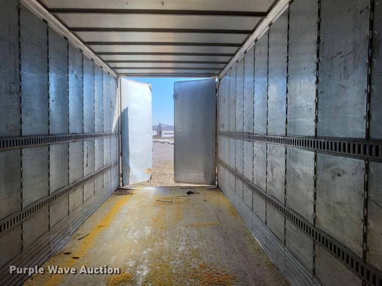 image for item DS5204 2005 Great Dane 7411T-SSLA dry van trailer