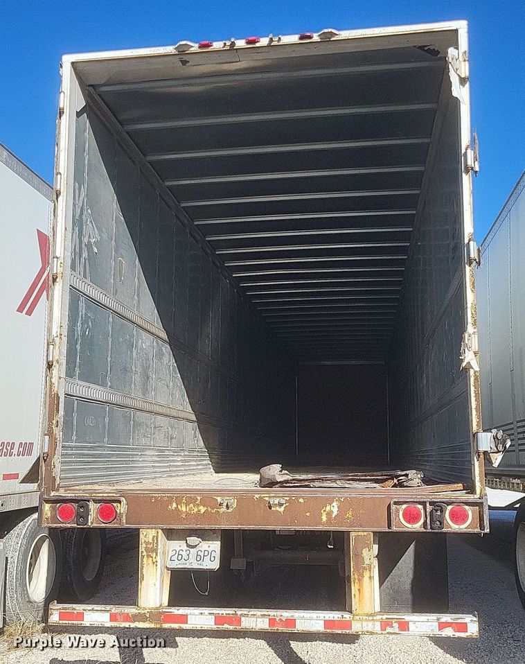 image for item DS5205 2005 Great Dane 7411T-SSLA dry van trailer