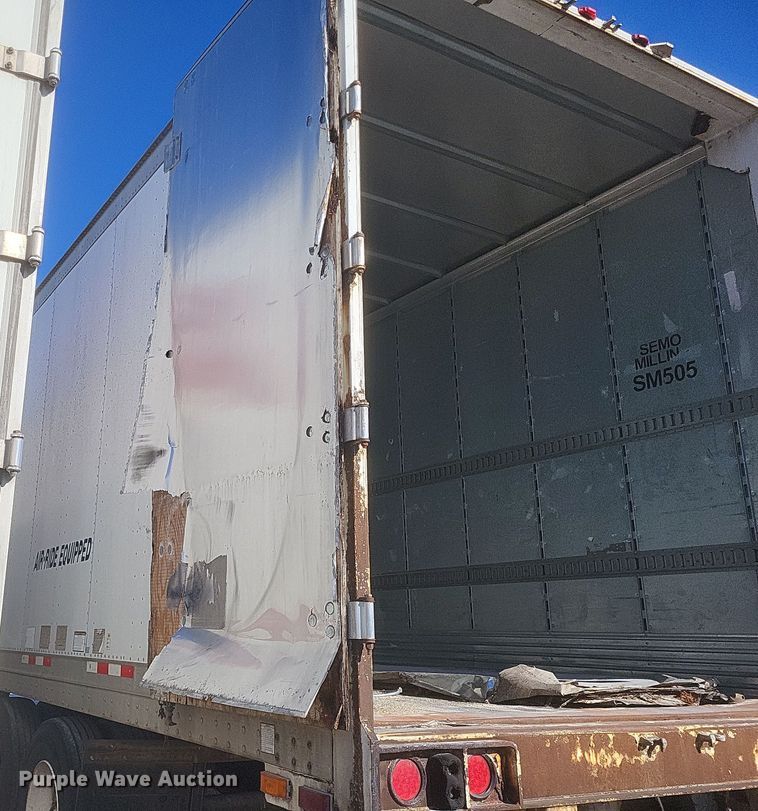 image for item DS5205 2005 Great Dane 7411T-SSLA dry van trailer