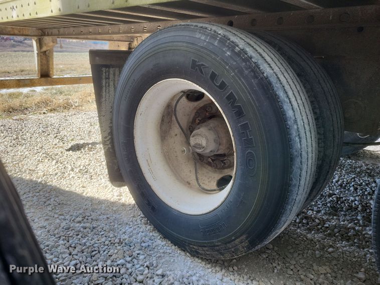 image for item DS5205 2005 Great Dane 7411T-SSLA dry van trailer