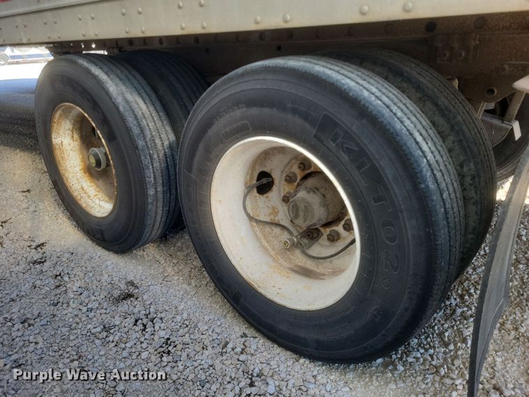 image for item DS5205 2005 Great Dane 7411T-SSLA dry van trailer