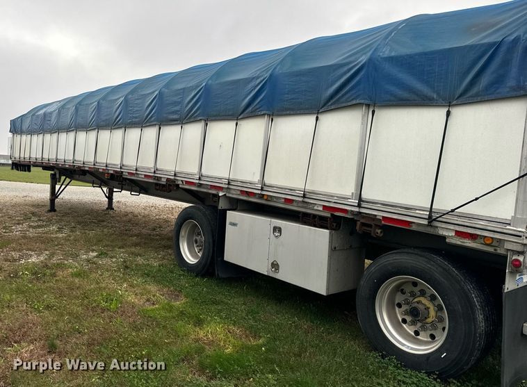 image for item DT2233 1998 Benson  AF4810250 flatbed trailer