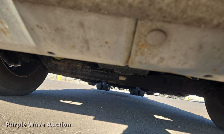 image for item DT7037 2020 Kenworth T680 semi truck