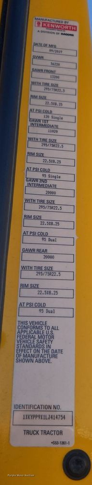 image for item DT7037 2020 Kenworth T680 semi truck