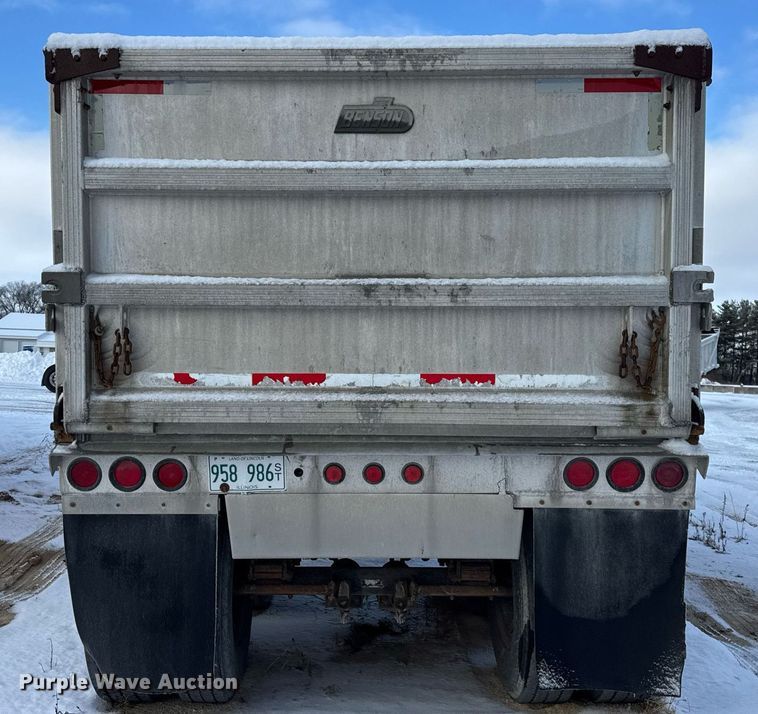 image for item DU3289 1997 Benson  end dump trailer