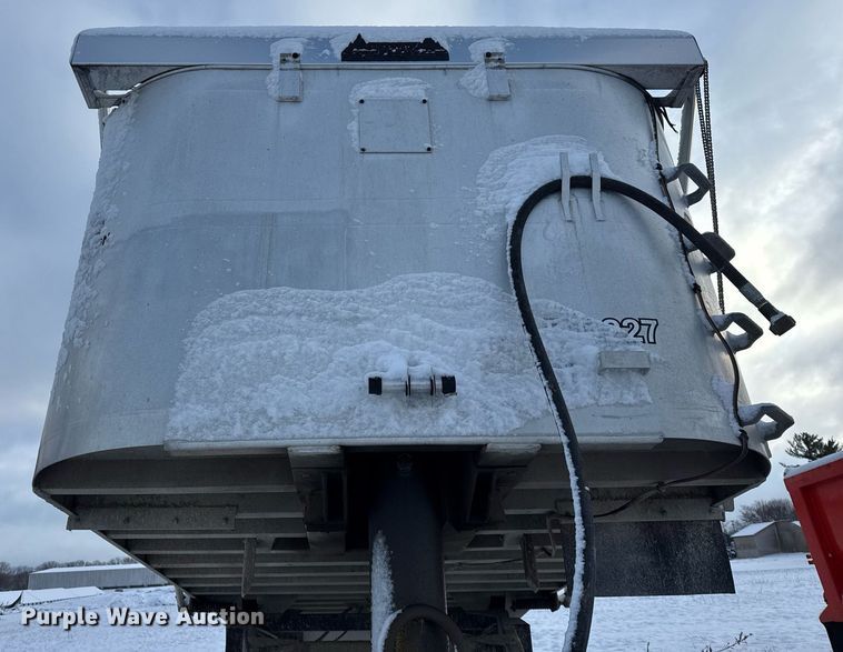 image for item DU3289 1997 Benson  end dump trailer