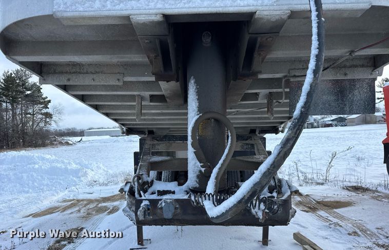 image for item DU3289 1997 Benson  end dump trailer