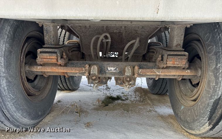 image for item DU3289 1997 Benson  end dump trailer