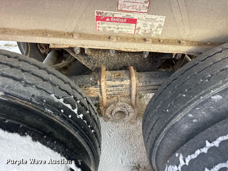 image for item DU3289 1997 Benson  end dump trailer