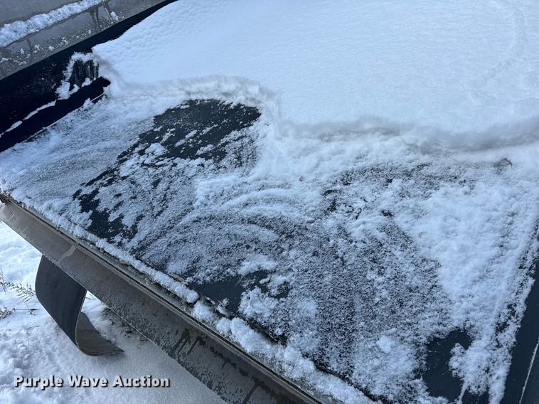 image for item DU3289 1997 Benson  end dump trailer