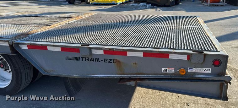 image for item DW2483 2013 Trail-eze TE70HT drop deck hydraulic tail equipment trailer
