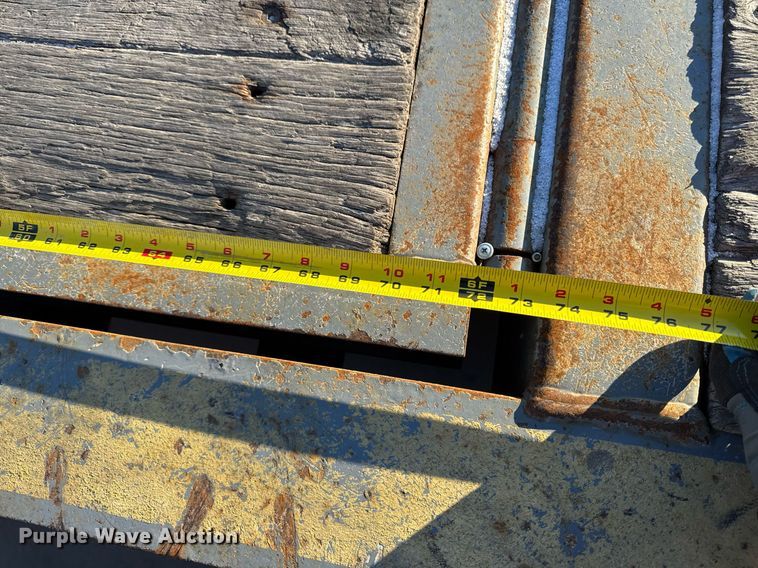 image for item DW2483 2013 Trail-eze TE70HT drop deck hydraulic tail equipment trailer