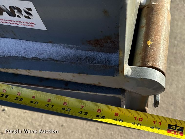 image for item DW2483 2013 Trail-eze TE70HT drop deck hydraulic tail equipment trailer