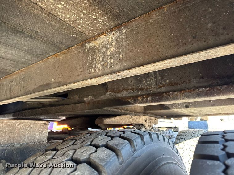 image for item DW2483 2013 Trail-eze TE70HT drop deck hydraulic tail equipment trailer