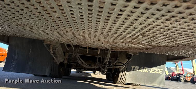 image for item DW2483 2013 Trail-eze TE70HT drop deck hydraulic tail equipment trailer
