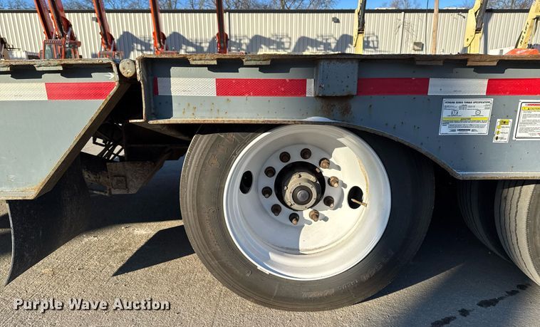 image for item DW2483 2013 Trail-eze TE70HT drop deck hydraulic tail equipment trailer